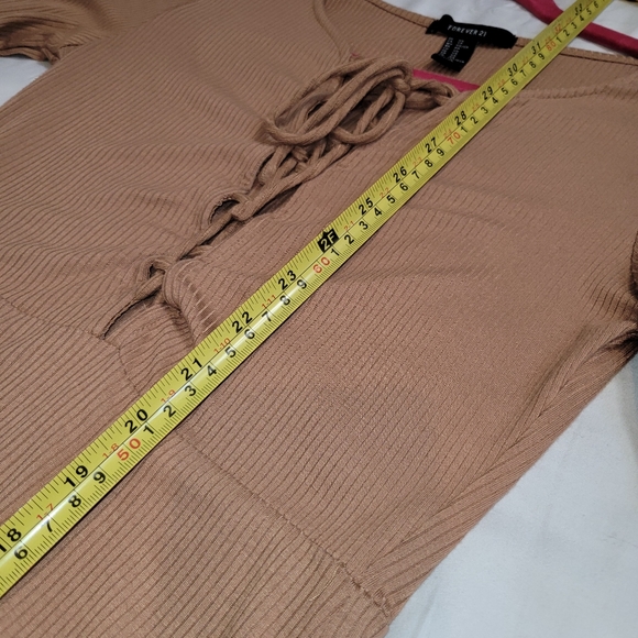 Forever 21 dress - Picture 5 of 8